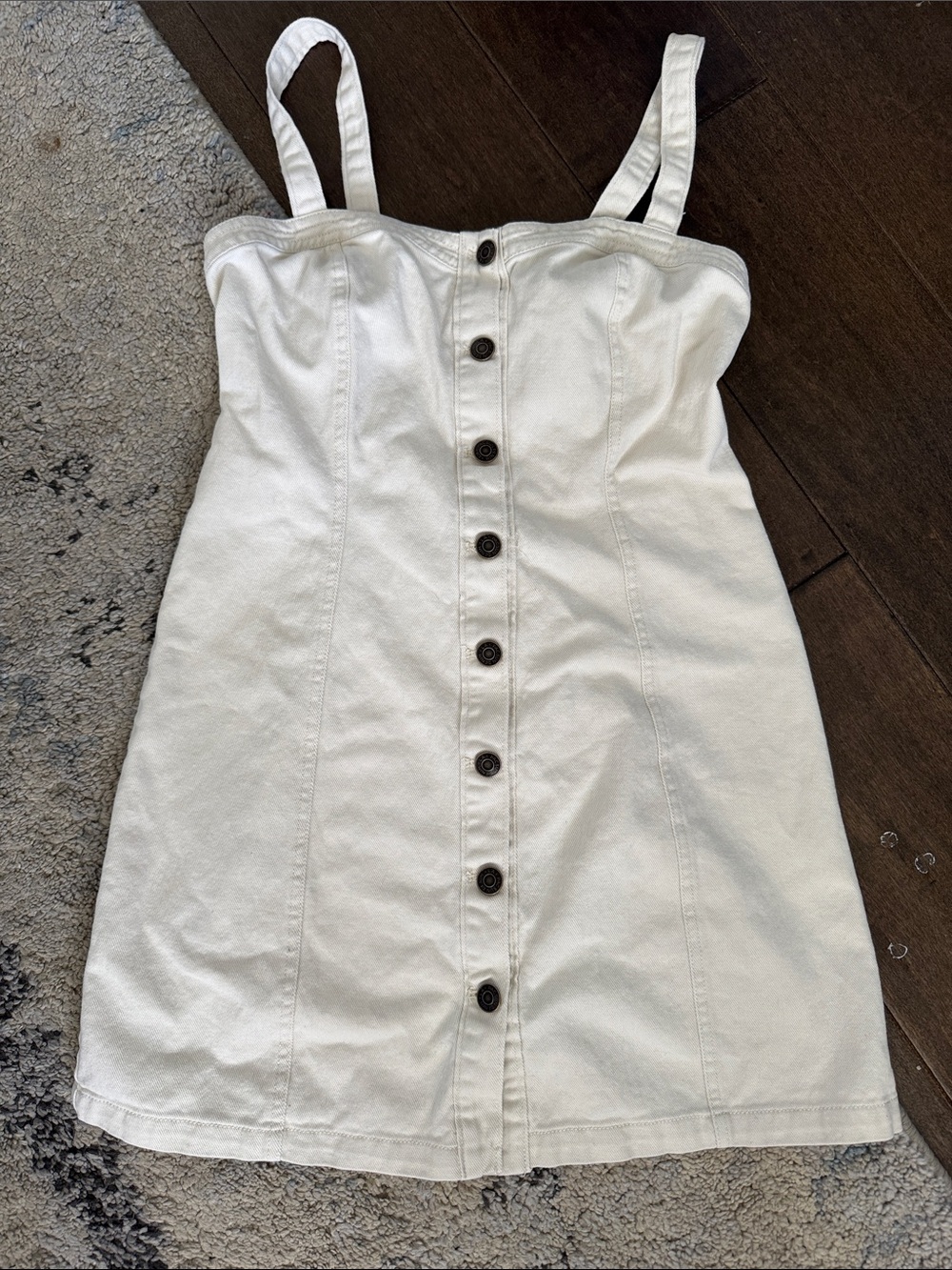 Women’s White/Cream Button-Front Sundress